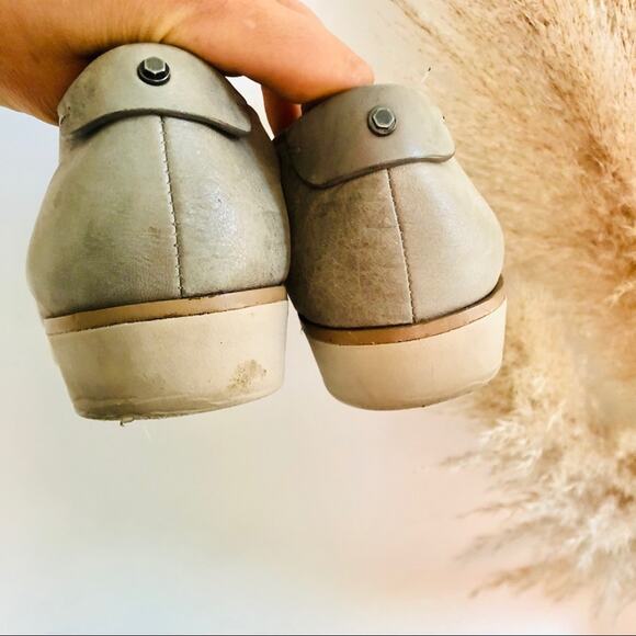 AEROSOLES Grey Leather Tie SideCar Sneakers Oxfords Flats Women's Shoes 7.5 - Picture 6 of 9